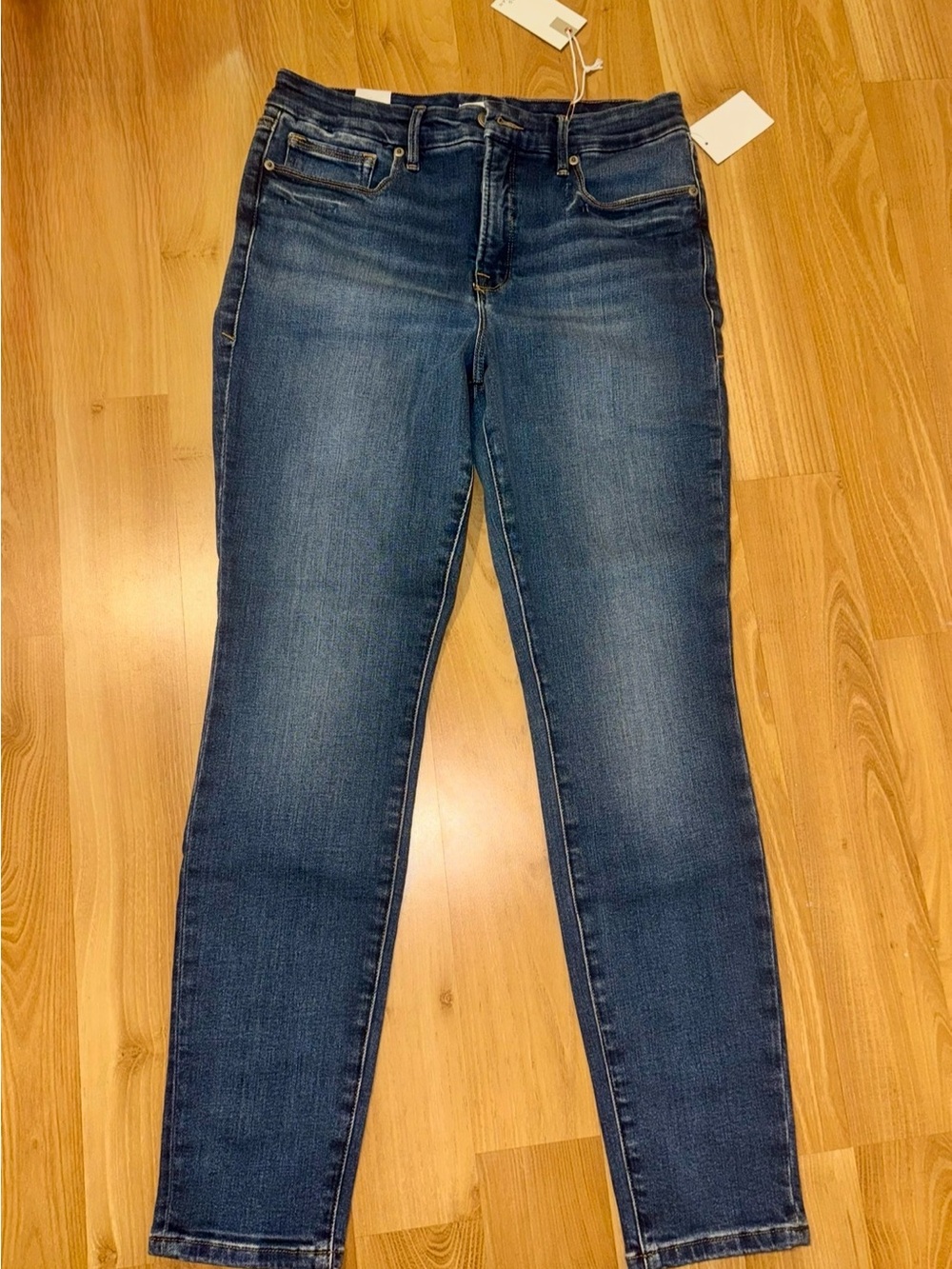 Good American Good Legs Skinny Jean in Indigo Blue size 28